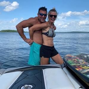 Meet your Posher, Sandy